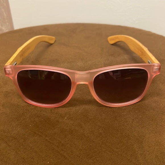 Sunglasses - Picture 1 of 5